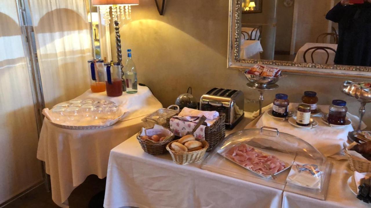 洛肯达德新克瑟里酒店 萨索马可尼 外观 照片